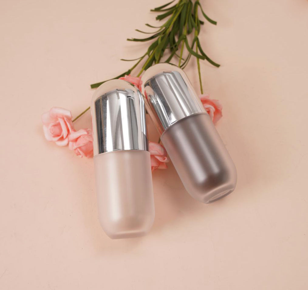 FOUNDATION OEM&ODM full coverage makeup matte silver cap capsule bottle